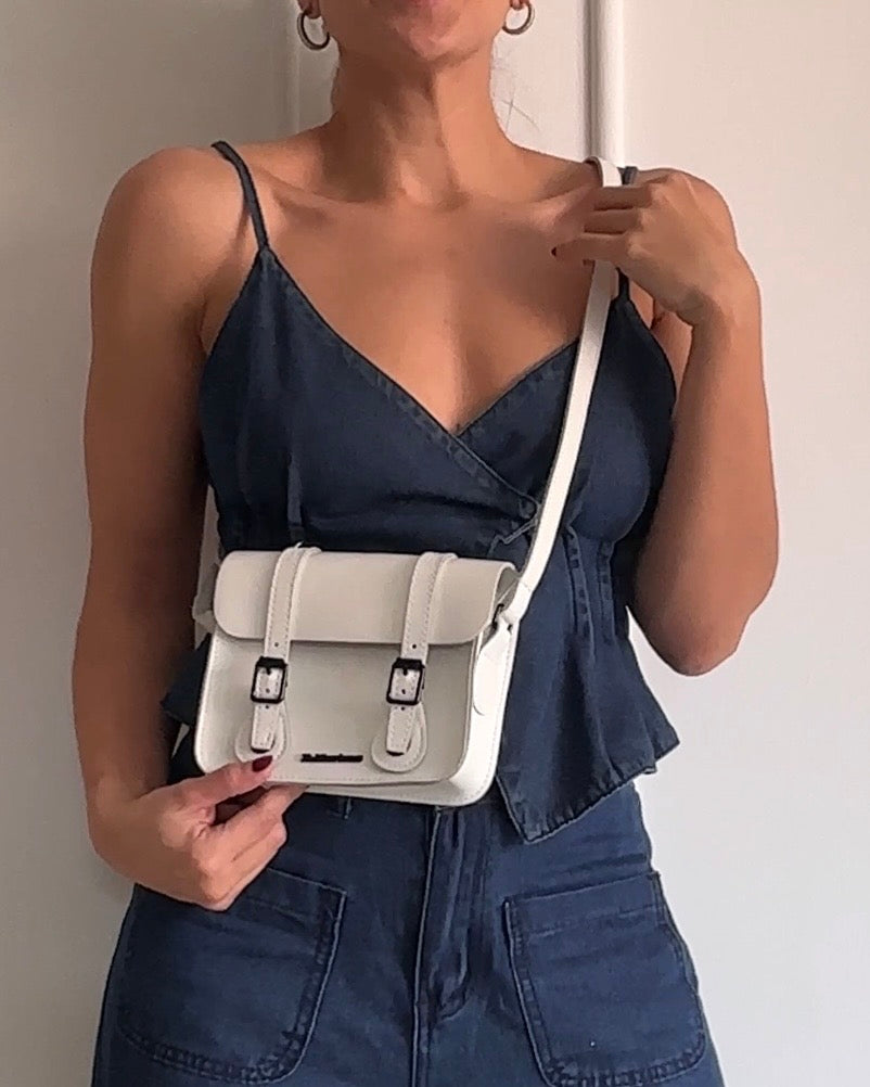 Bolso Satchel Blanco - Dr. Martens - 7"