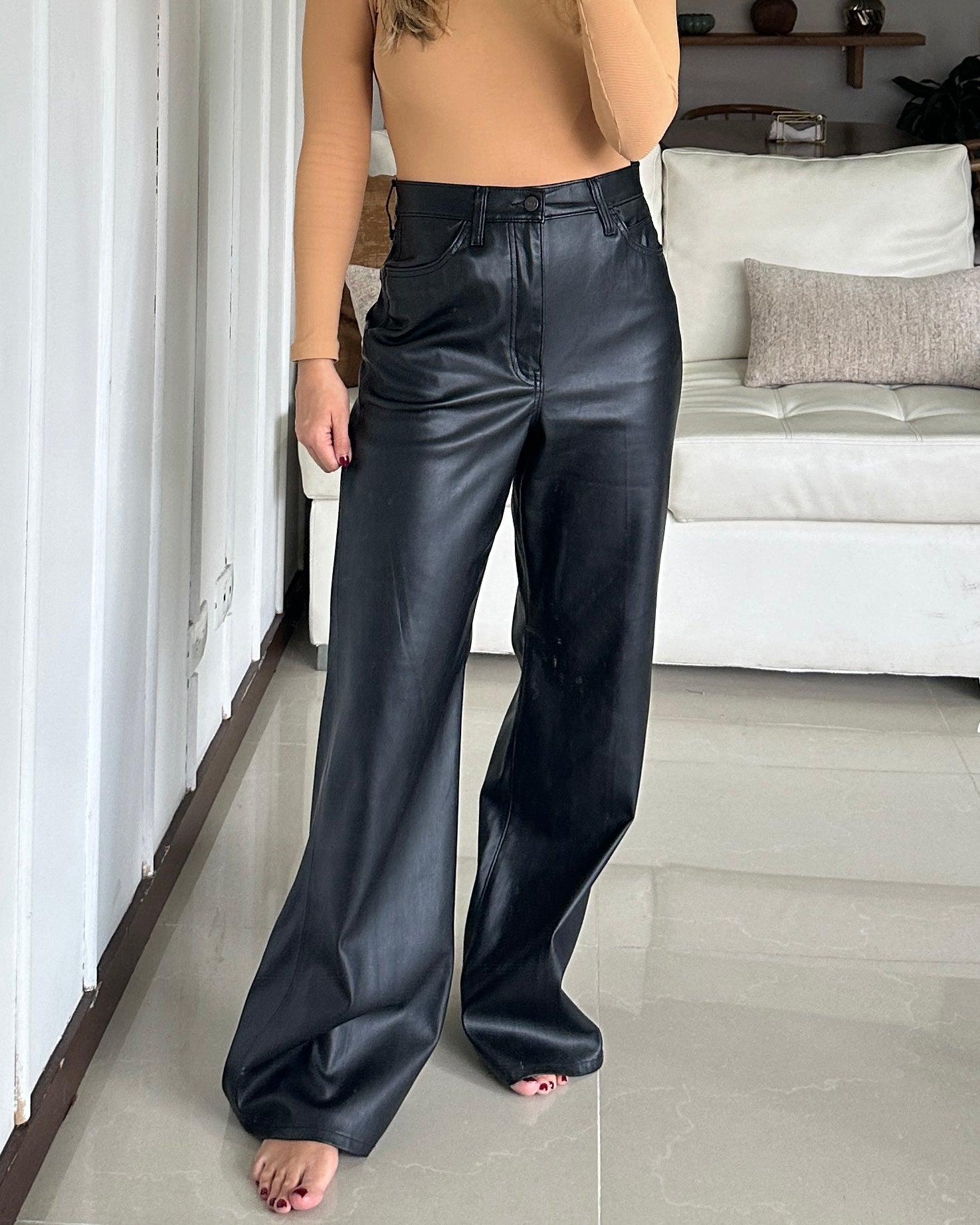 Levi´s - 70s High Flare - Cuero Sintético Negro - Talla 29