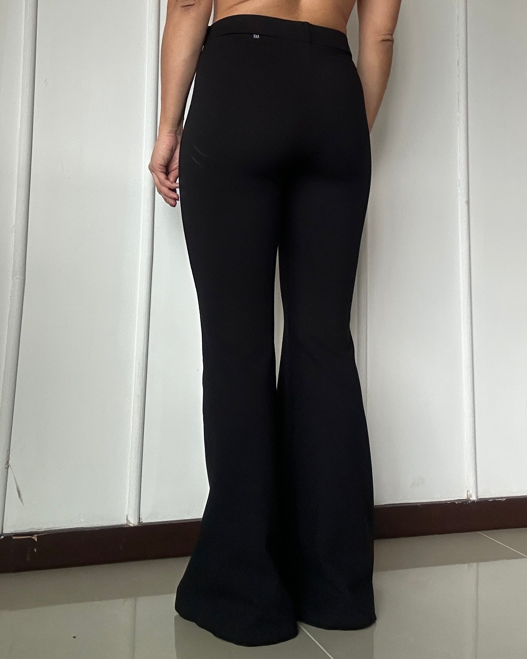 Pantalón Negro Flare - Talla M