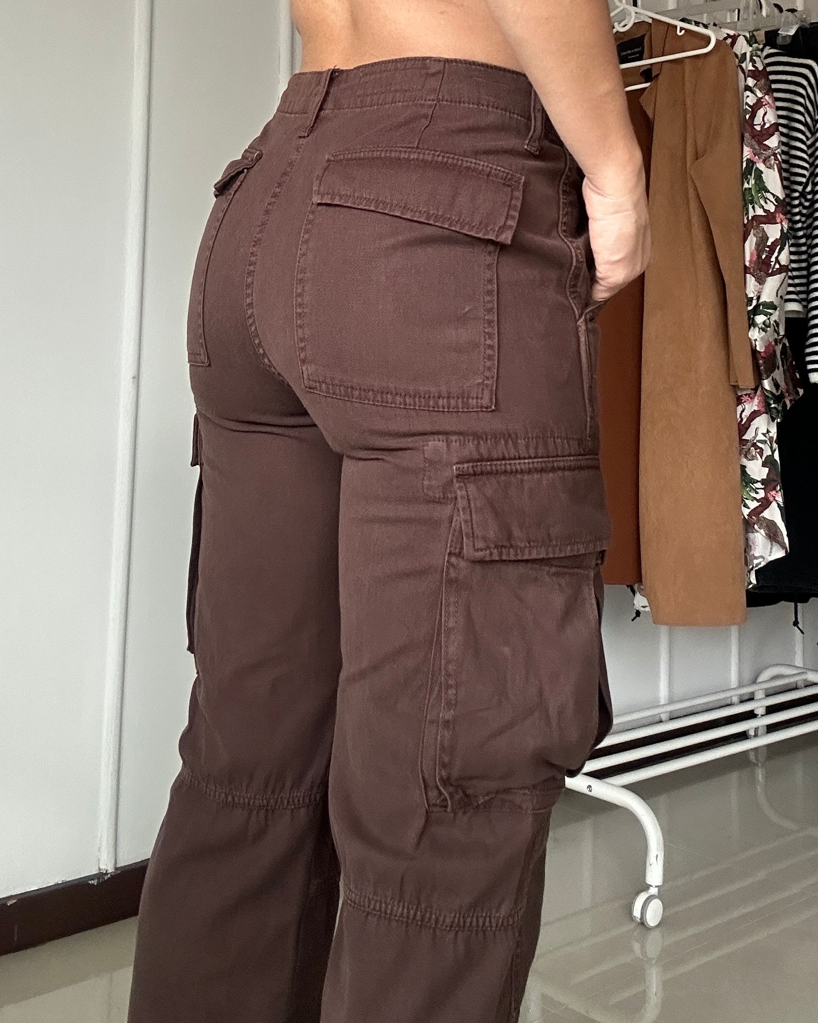 Pantalón Cargo Zara Café Oscuro - Talla 4