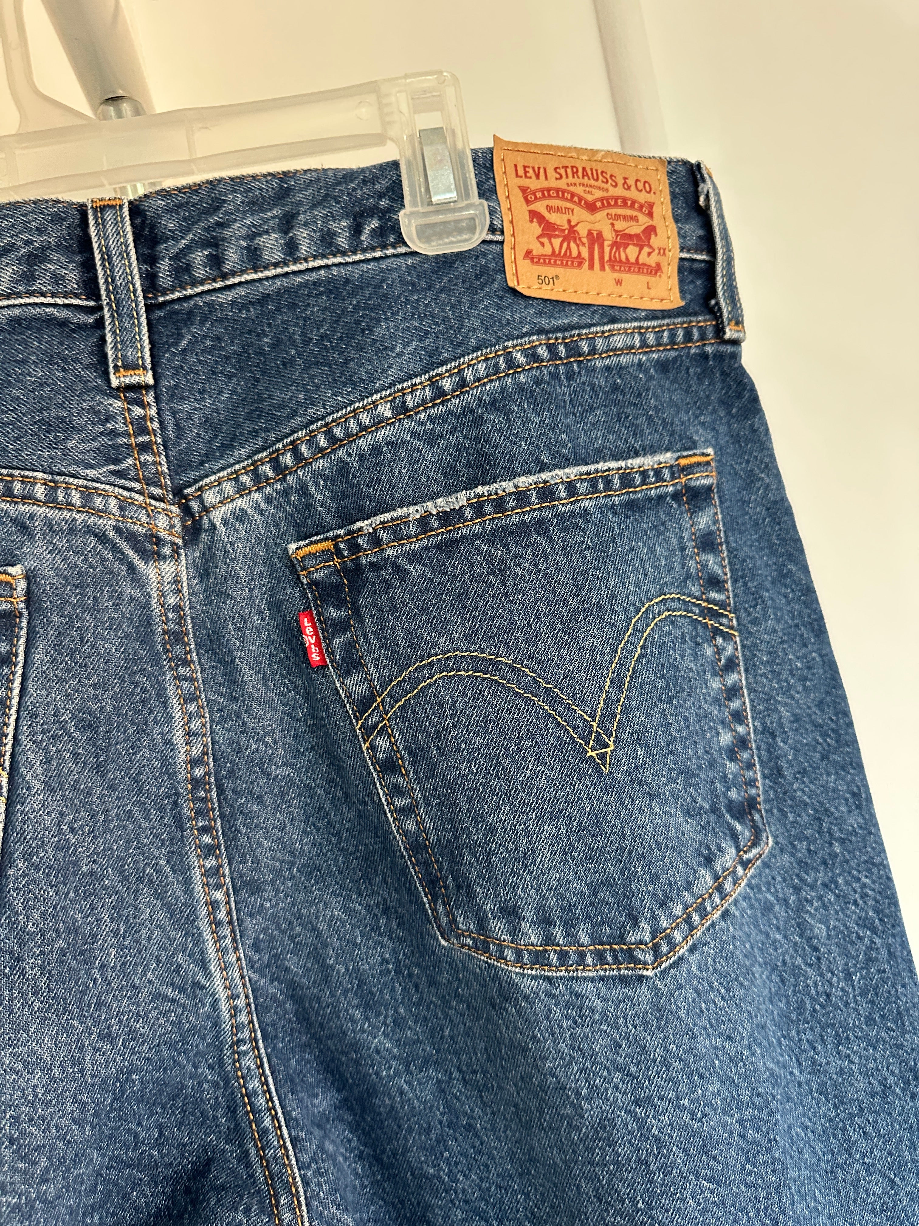 Levis - 501 Original Straight - Denim Distressed - Talla 33