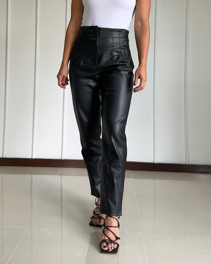 Pantalón Zara Efecto Piel Tiro Alto con Prenses – Talla M