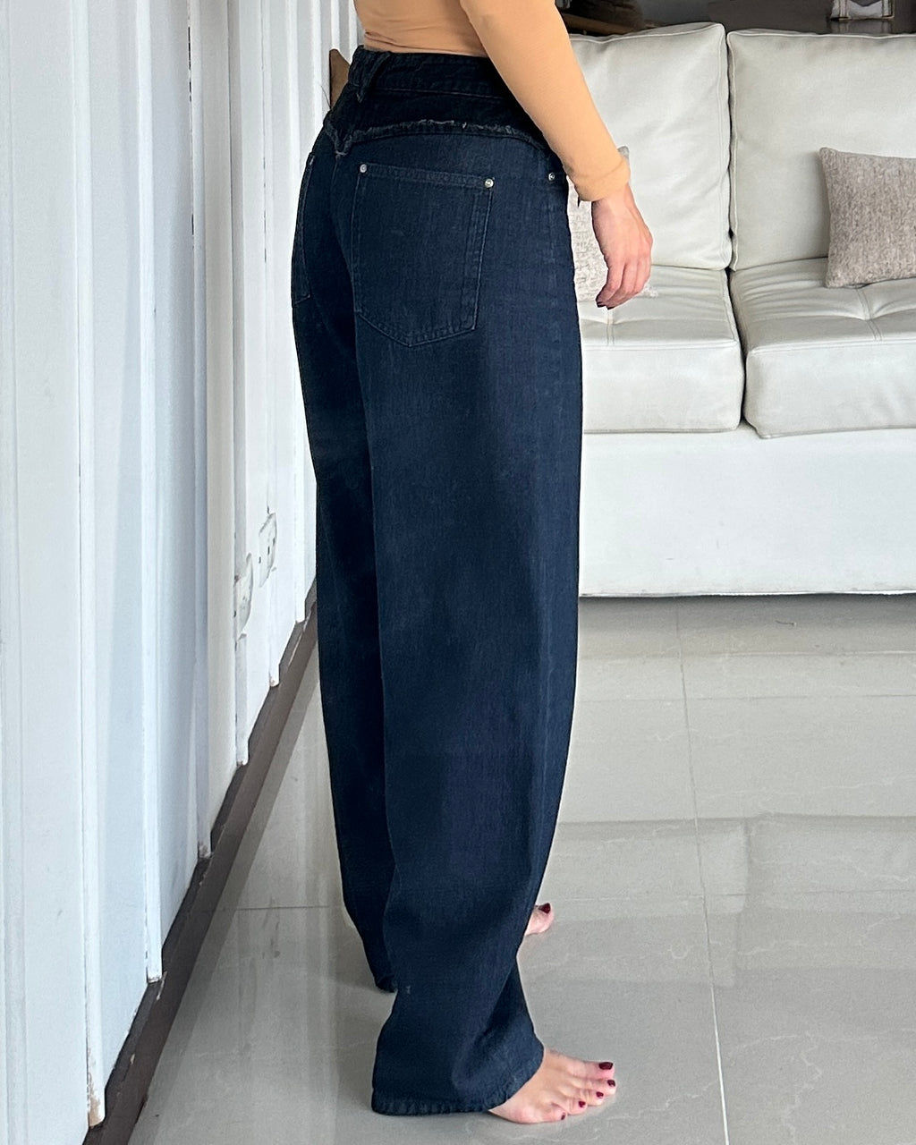 Zara - Two-Tone Barrel Leg Jeans - Negro Lavado