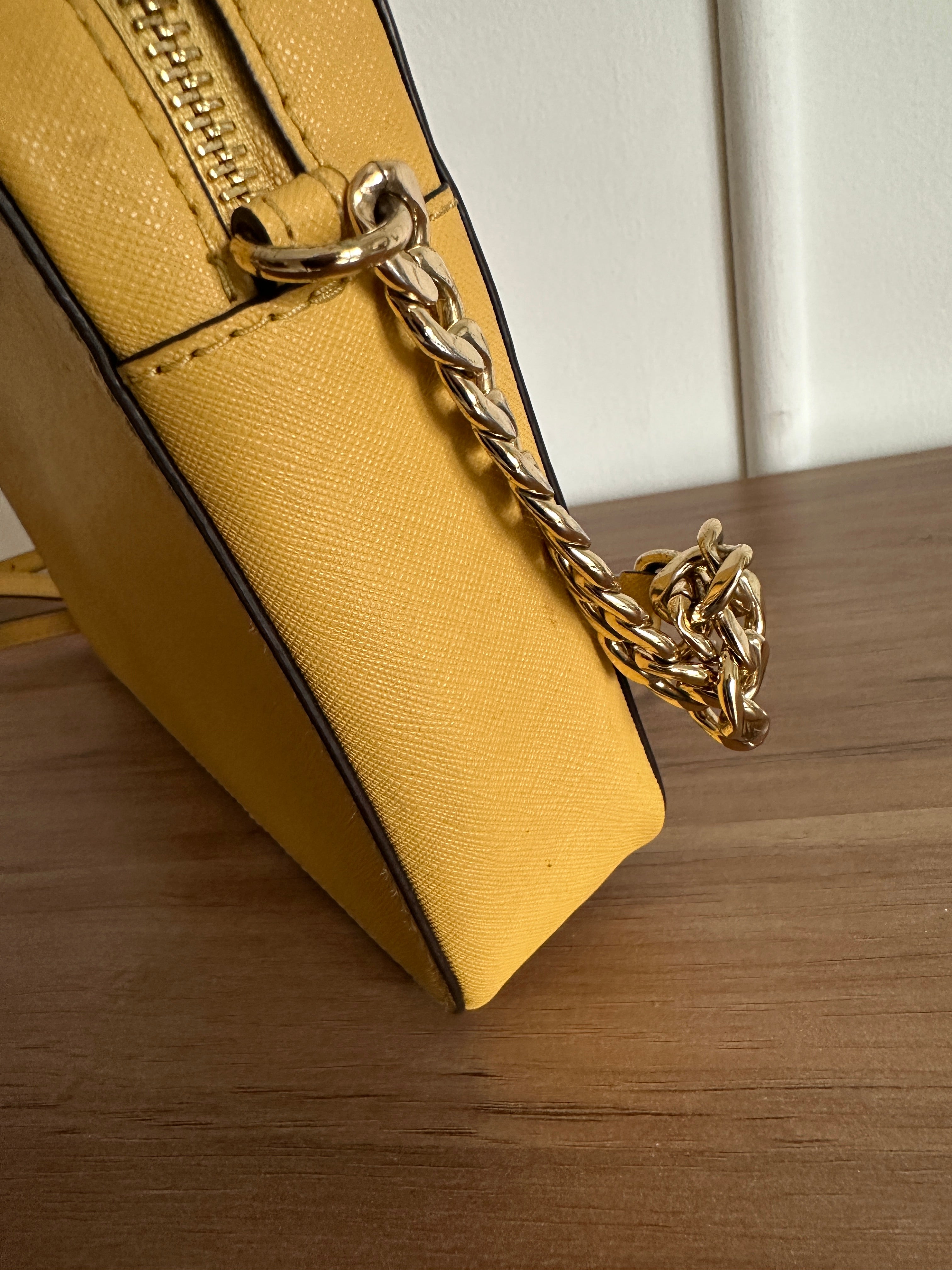 Bolso Crossbody Jet Set Amarillo - Michael Kors