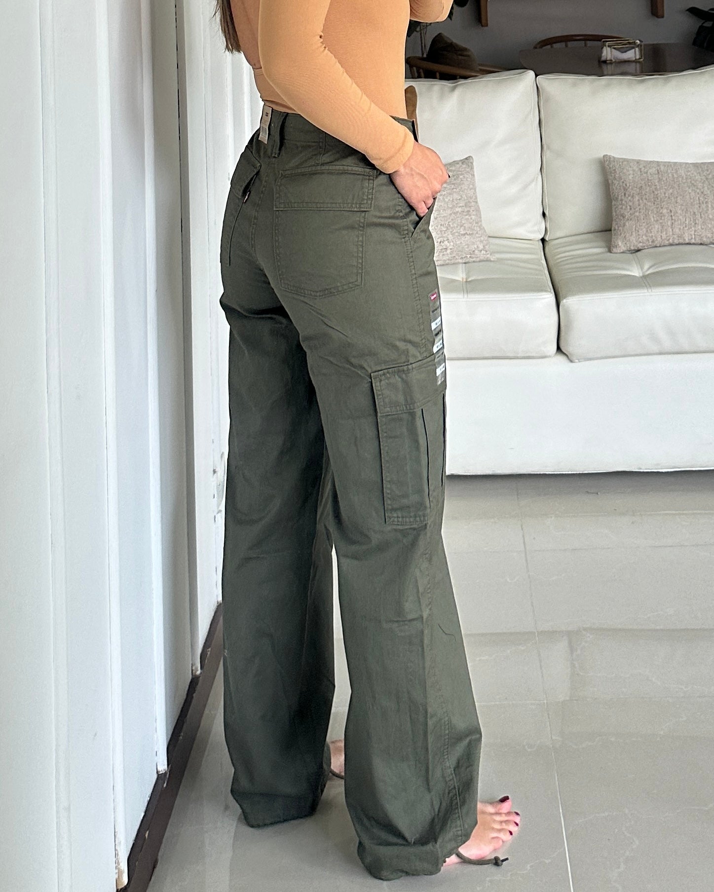 Levis - Baggy Cargo Pants - Verde Oliva - Talla 26