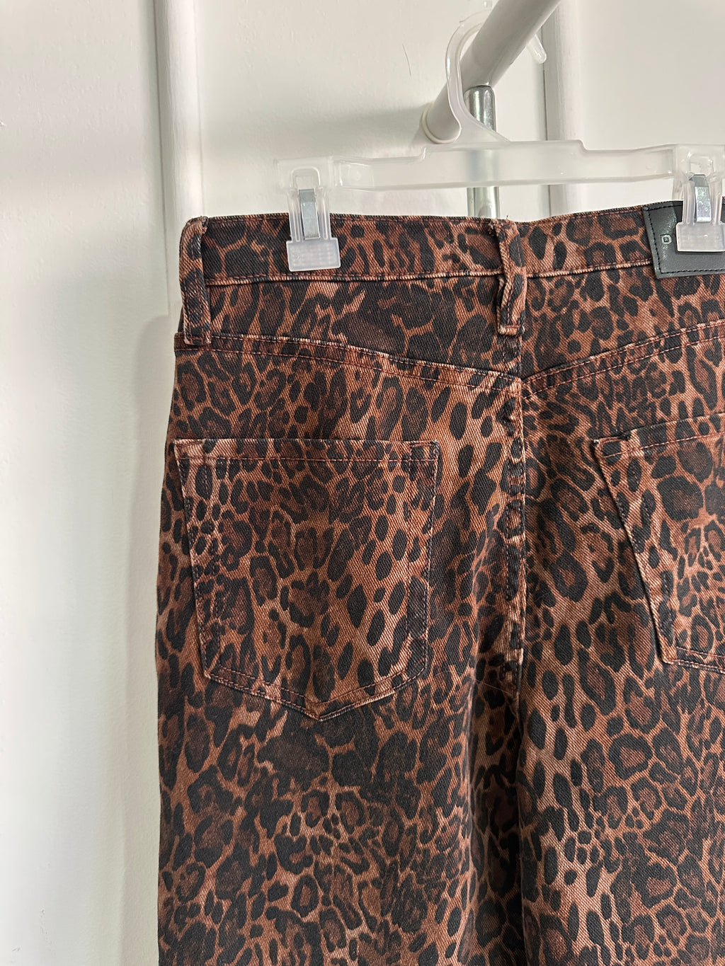 DKNY Jeans - Straight Leg Animal Print - Leopardo