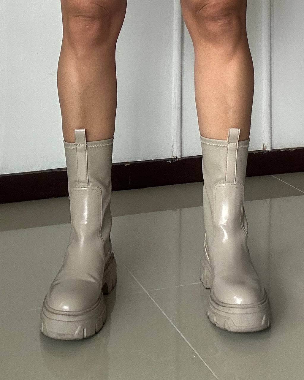 Botas Track Medium Rise - Talla 38